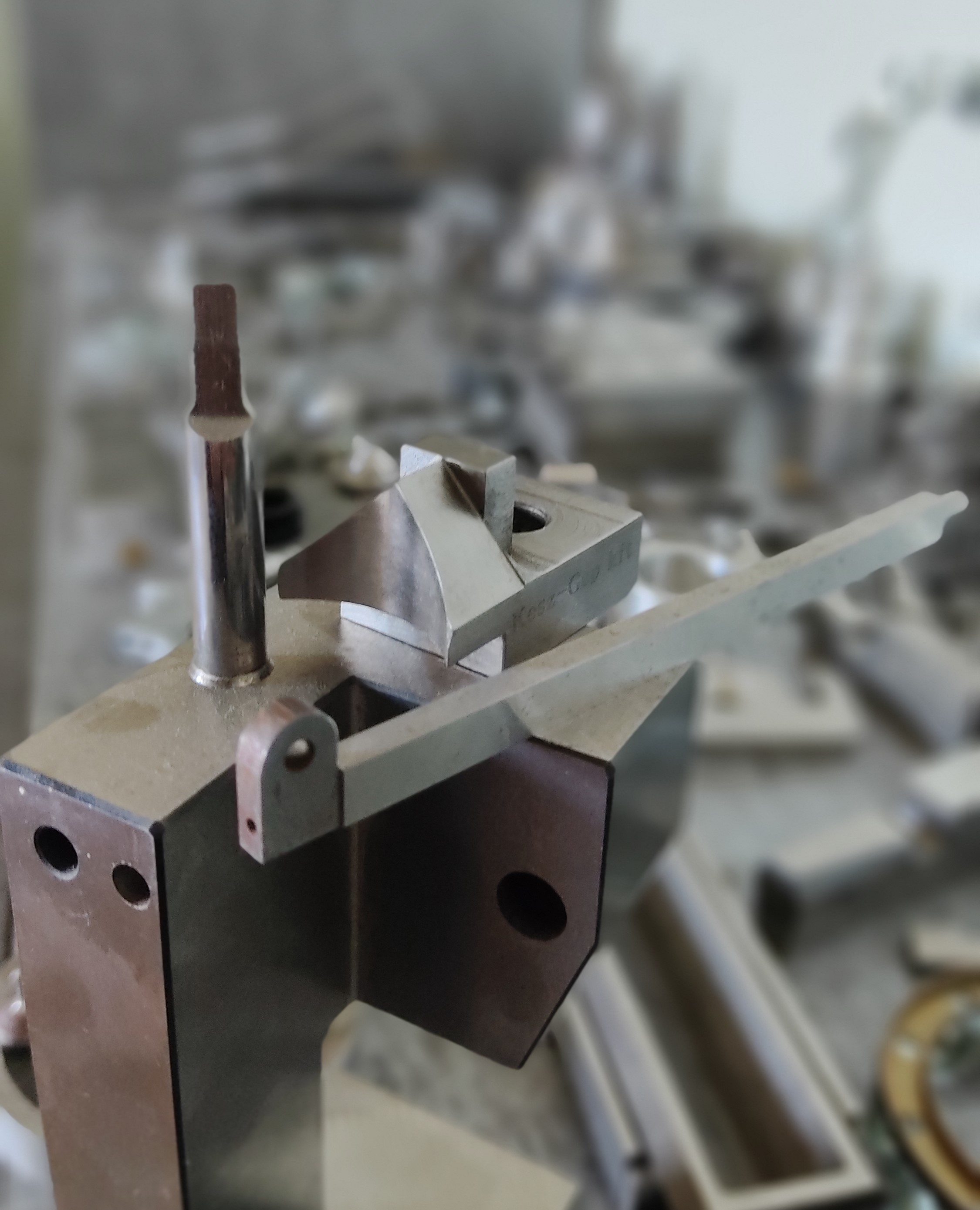 egyedi és kisszériás alkatrészgyártás